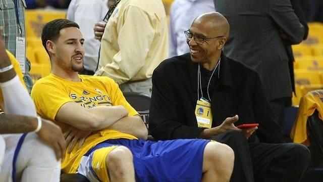 武汉三镇快速反击极具威胁（武汉三镇反击迅猛，威胁十足）