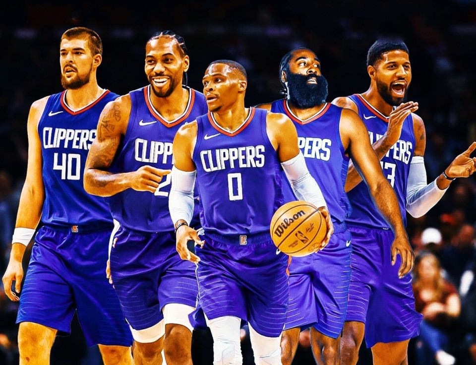 英媒：波罗赛后怒吼贝里瓦尔，对后者绕场致谢热刺球迷不满（英媒：波罗赛后怒斥贝里瓦尔，不满其绕场向热刺球迷致谢）