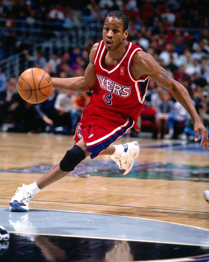 太阳报：阿森纳天价“名宿陪同游”引众怒，票价高达395镑（太阳报：阿森纳名宿陪同参观定价395英镑引发众怒）