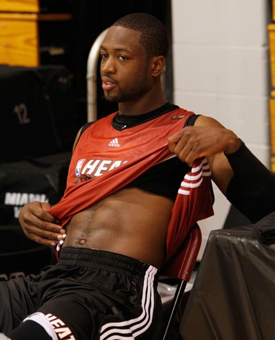 中超改跨年制，融入世界还是盲目跟风？（中超跨年赛制：拥抱国际还是随波逐流？）