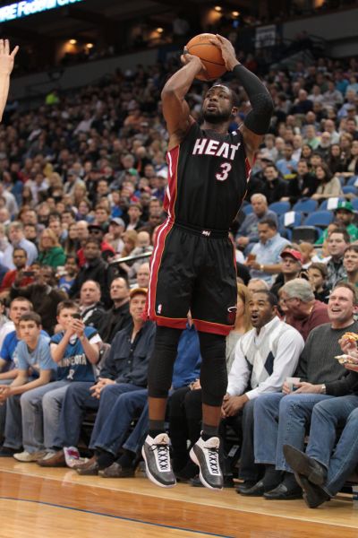 巴黎圣日耳曼姆巴佩帽子戏法（姆巴佩为巴黎圣日耳曼上演帽子戏法）